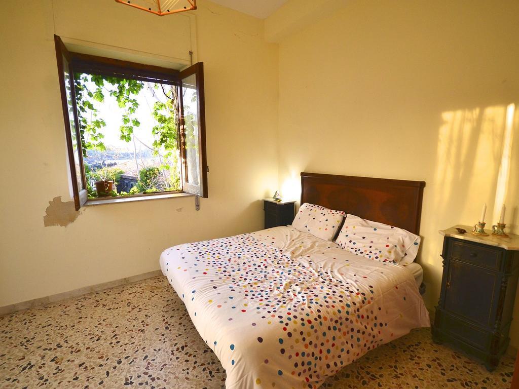 Cozy Holiday Home In Pozzillo With Terrace Acireale Bagian luar foto